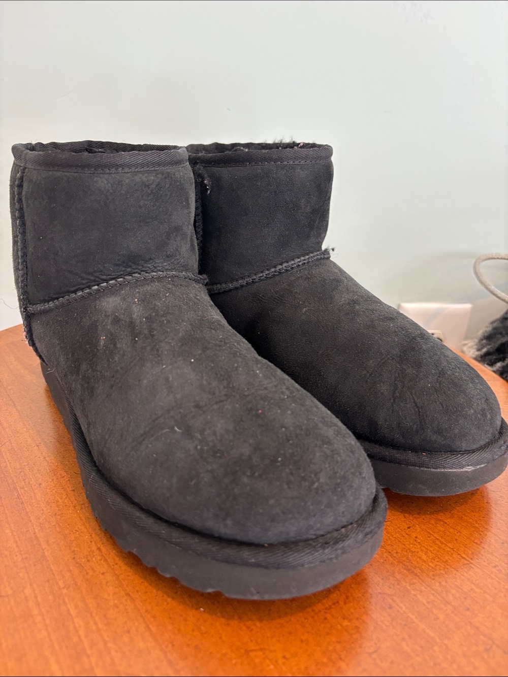 UGG CLASSIC MINI II boots Sherpa 10